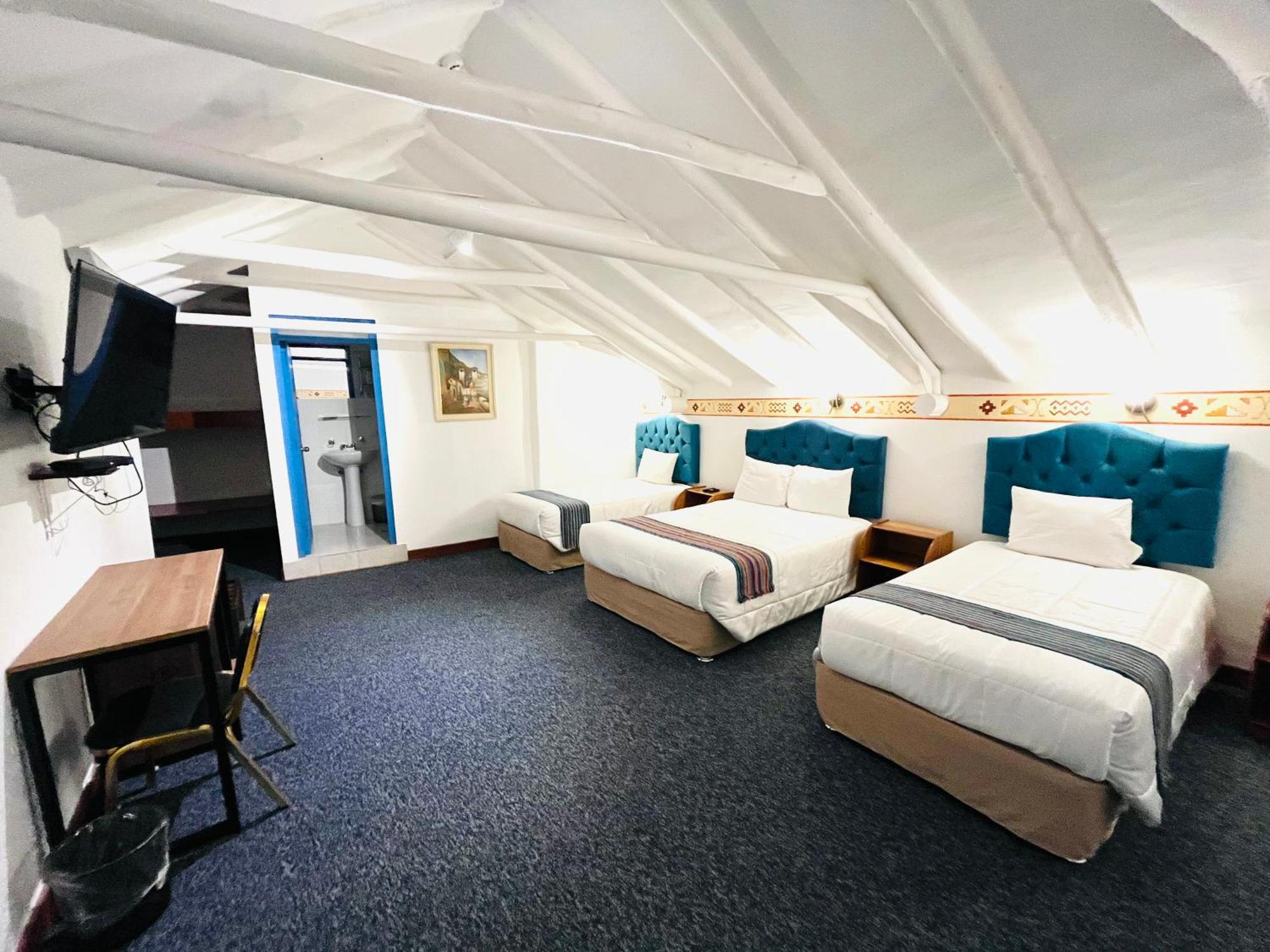 Hotel Rojas Plaza Boutique 3*